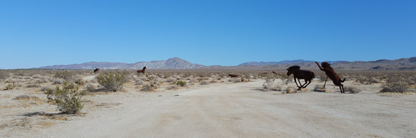 Galleta Meadows. sculptures by Ricardo Breceda